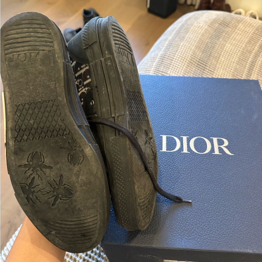 Dior Black High-Top Sneakers with Monogram Panels - Picture 4 of 4